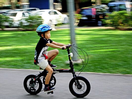 boy, kid, bicycle-400281.jpg